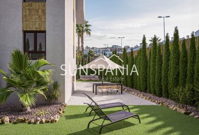 Obra nueva - Apartamento / piso -
Orihuela Costa - PAU 8