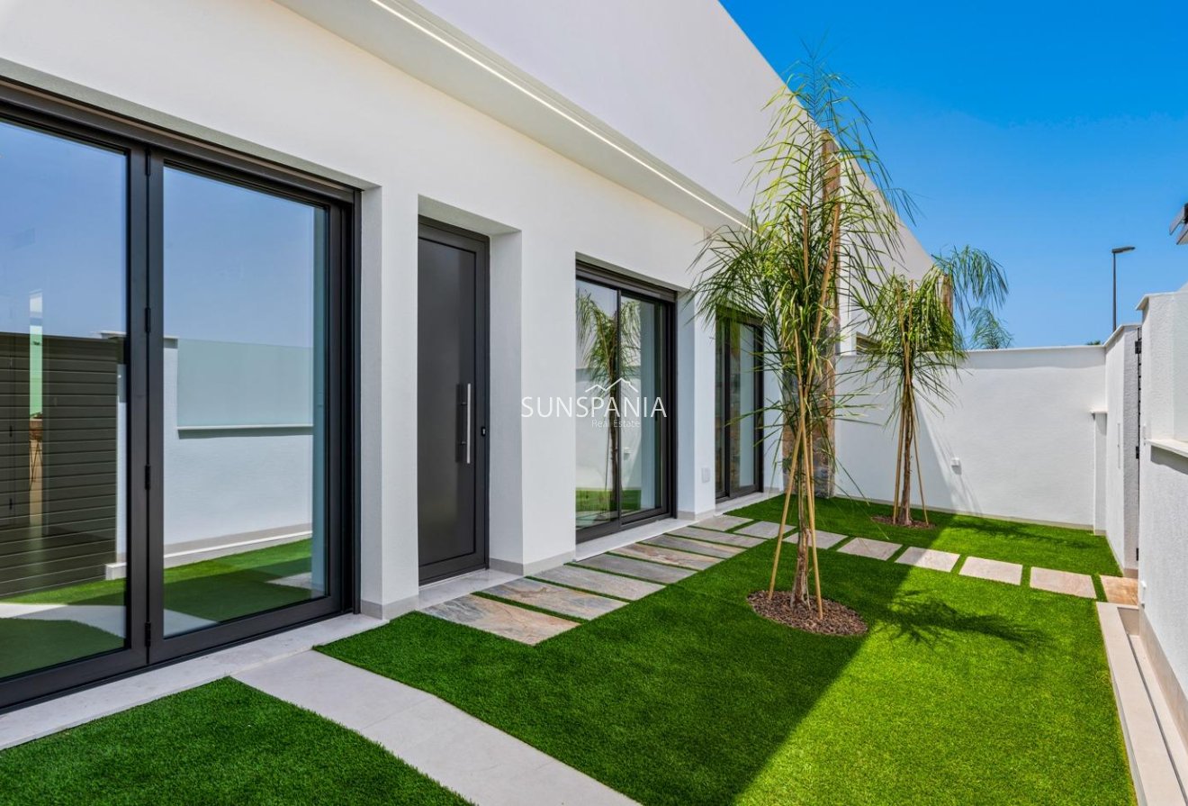 New Build - Town House -
Los Alcazares - Serena Golf