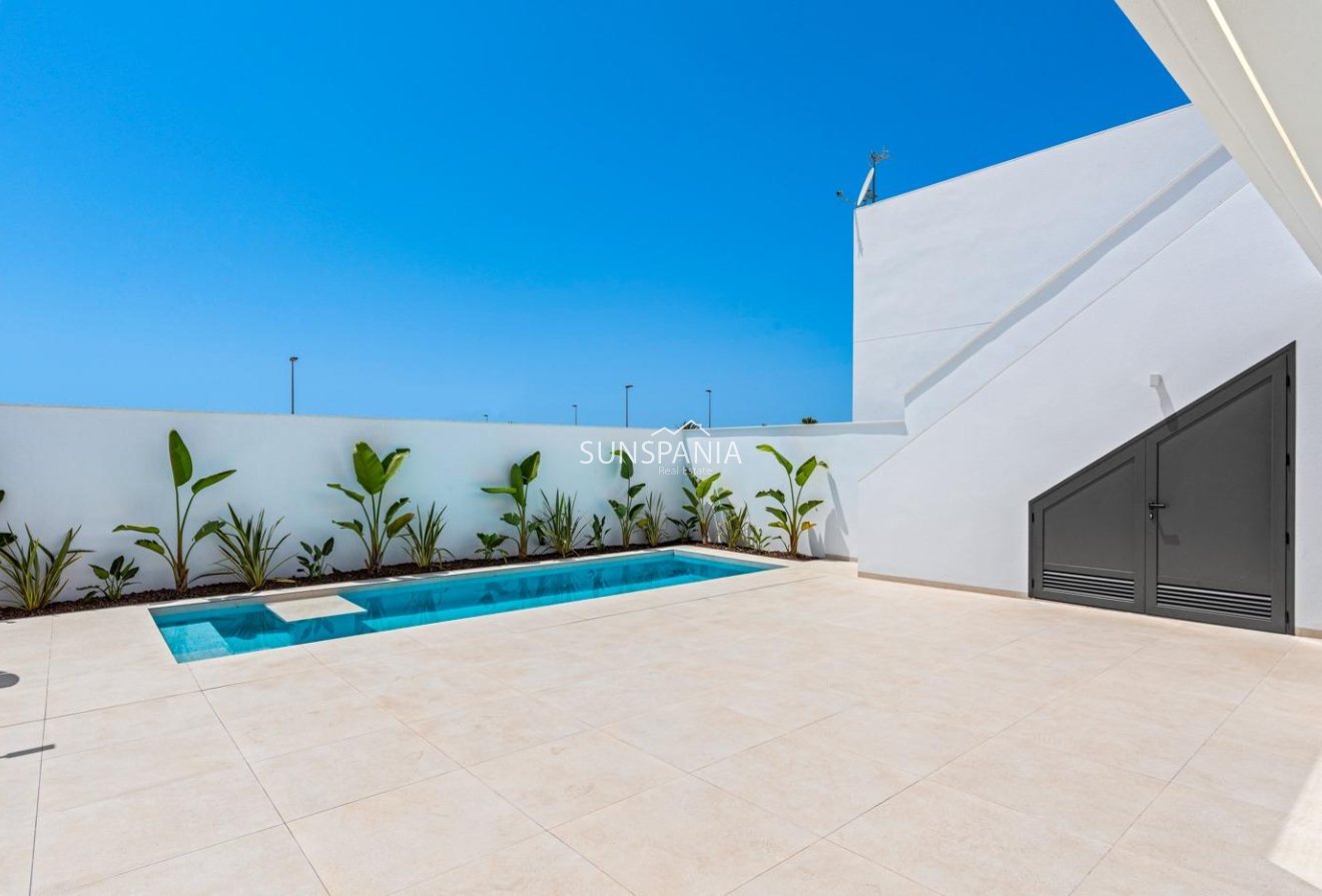 New Build - Town House -
Los Alcazares - Serena Golf