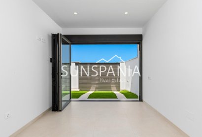 New Build - Town House -
Los Alcazares - Serena Golf