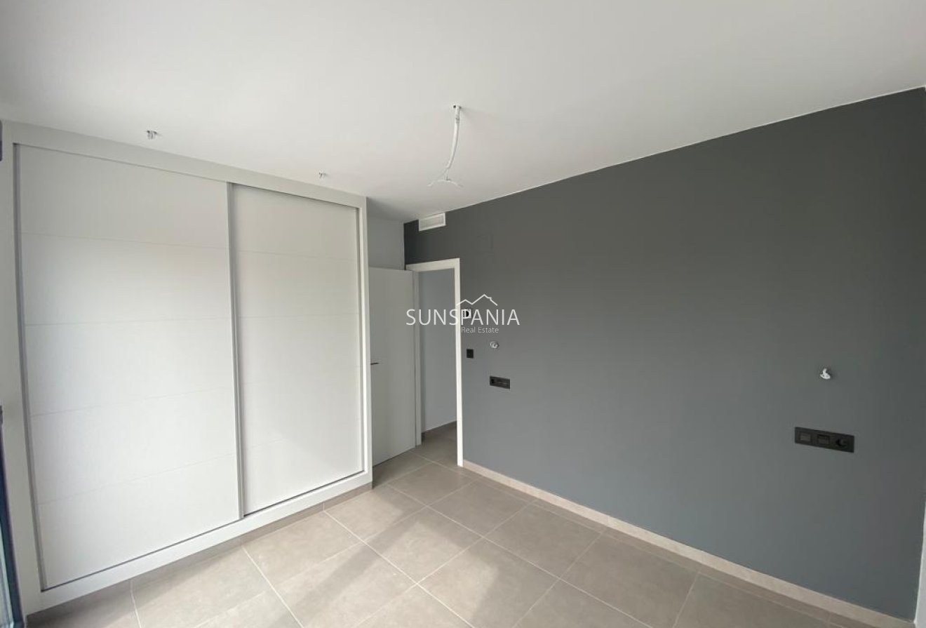 Obra nueva - Chalet -
Los Alcazares - La Concha