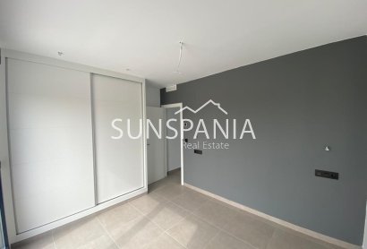 Obra nueva - Chalet -
Los Alcazares - La Concha