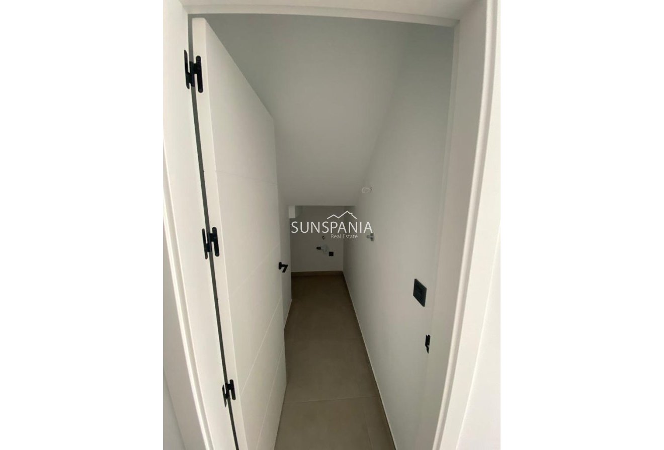 Obra nueva - Chalet -
Los Alcazares - La Concha