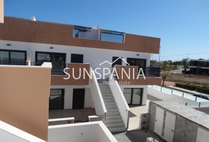 Obra nueva - Piso -
Pilar de la Horadada - pueblo