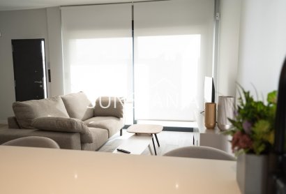 Obra nueva - Piso -
Pilar de la Horadada - pueblo