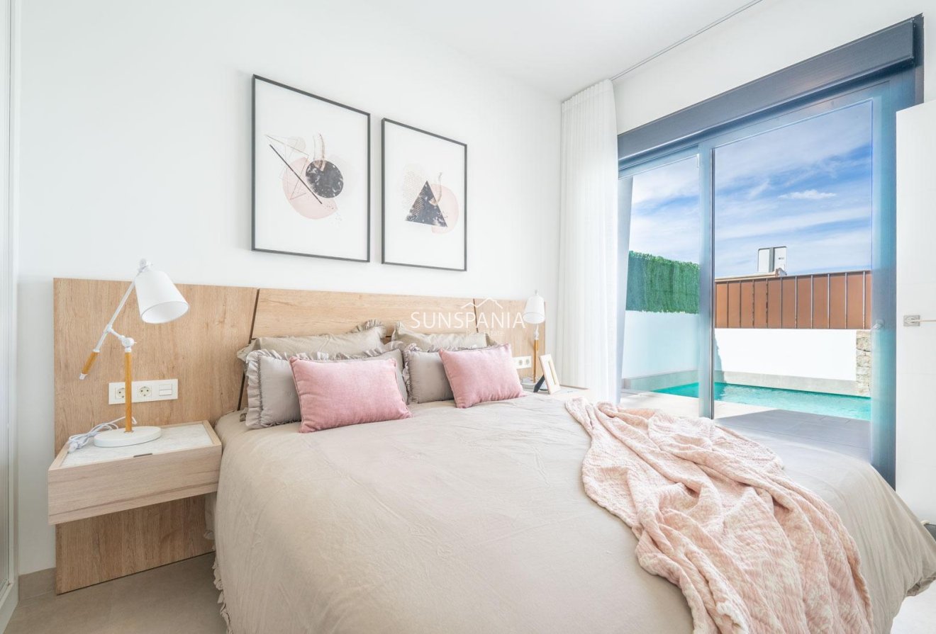 Obra nueva - Chalet -
Torre Pacheco - Roldán