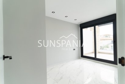 New Build - Villa -
Orihuela Costa - Punta Prima