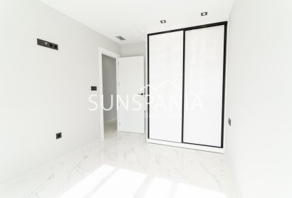 New Build - Villa -
Orihuela Costa - Punta Prima