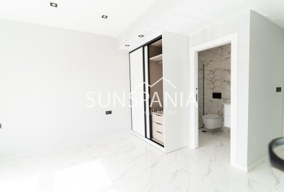 New Build - Villa -
Orihuela Costa - Punta Prima