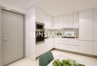 Obra nueva - Piso -
Torrevieja - Centro