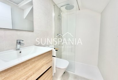 Obra nueva - Adosado -
Cox - San Fernando