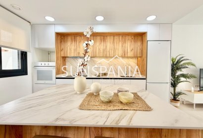 Obra nueva - Adosado -
Cox - San Fernando