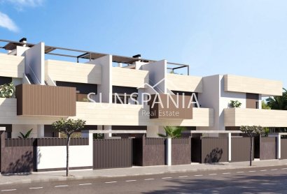 Obra nueva - Chalet -
Pilar de la Horadada - parques de Andromeda