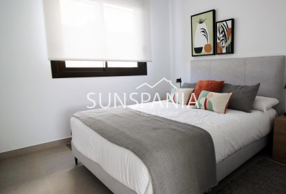 Obra nueva - Chalet -
Pilar de la Horadada - parque Andromeda