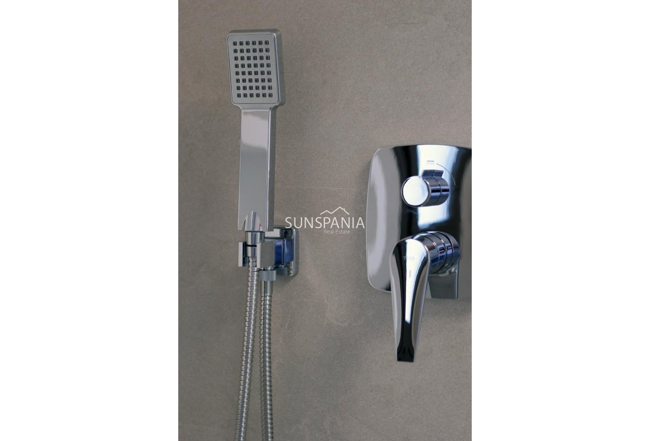 Obra nueva - Chalet -
Pilar de la Horadada - parque Andromeda