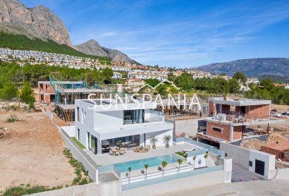 Obra nueva - Chalet -
Polop - Urbanizaciones