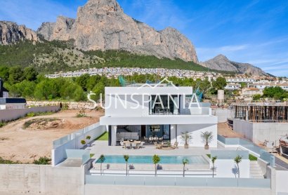 Obra nueva - Chalet -
Polop - Urbanizaciones