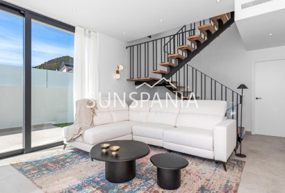 Obra nueva - Chalet -
Polop - Urbanizaciones