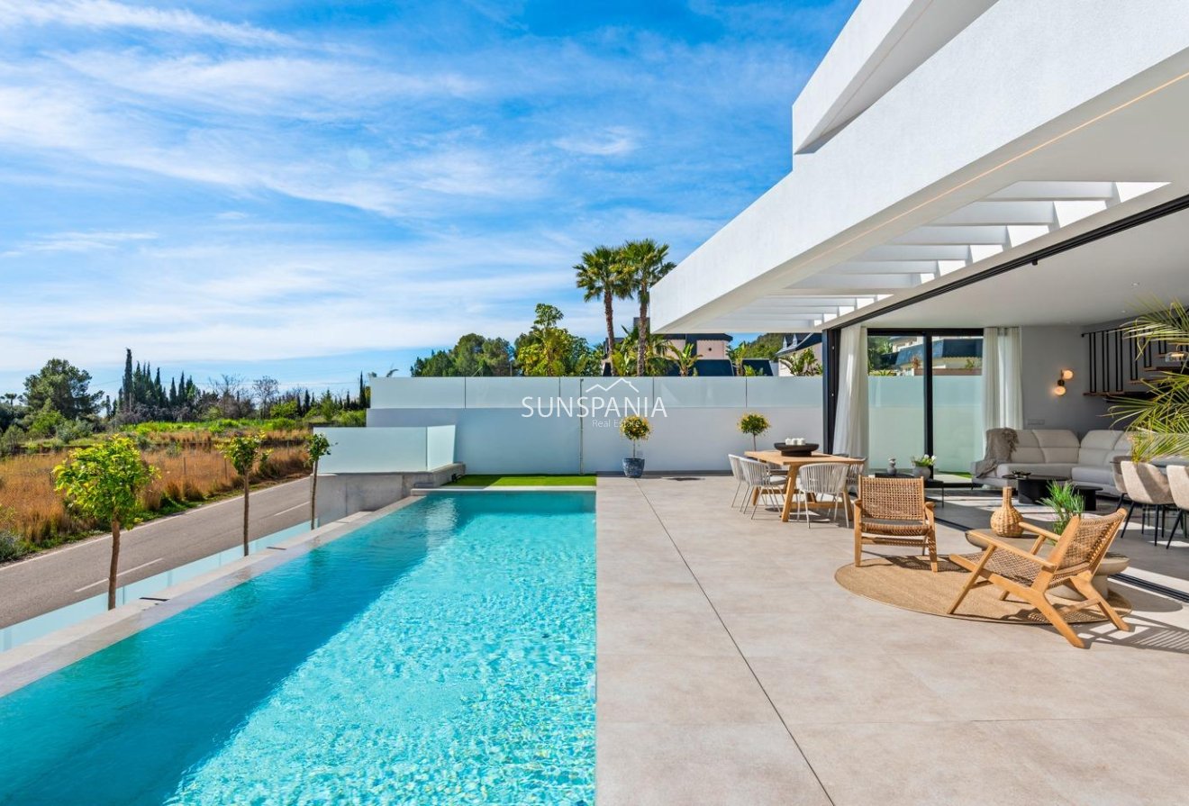 Obra nueva - Chalet -
Polop - Urbanizaciones