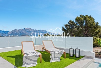 Obra nueva - Chalet -
Polop - Urbanizaciones