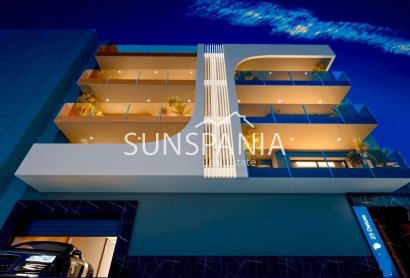 Obra nueva - Ático -
Torrevieja - Centro