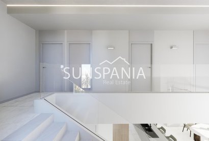 Obra nueva - Chalet -
Orihuela Costa - La Zenia