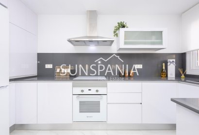 New Build - Apartment -
Jacarilla - pueblo