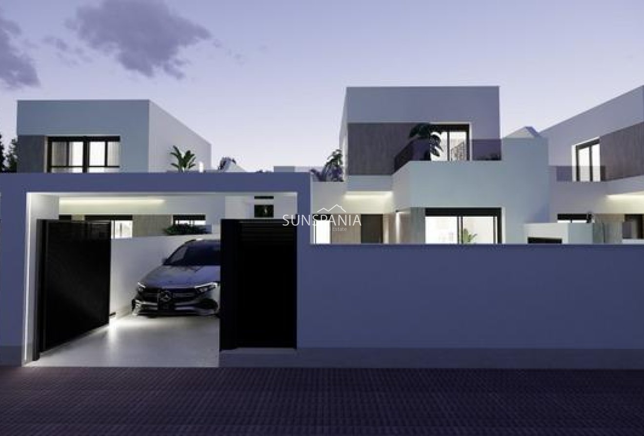 Obra nueva - Chalet -
San Fulgencio - Polideportivo