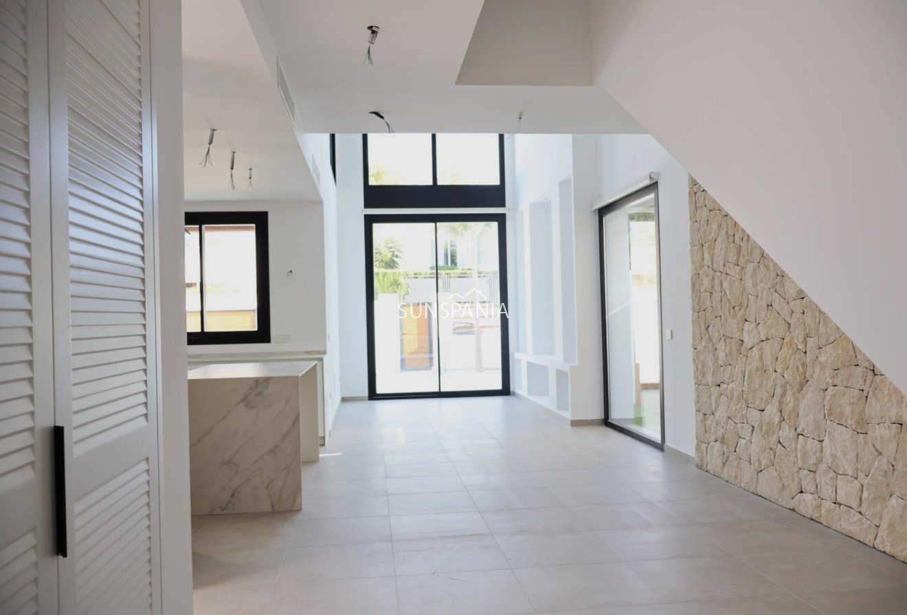 Obra nueva - Chalet -
Alfas del Pí - El Albir