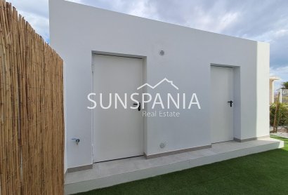 Obra nueva - Chalet -
Alfas del Pí - El Albir