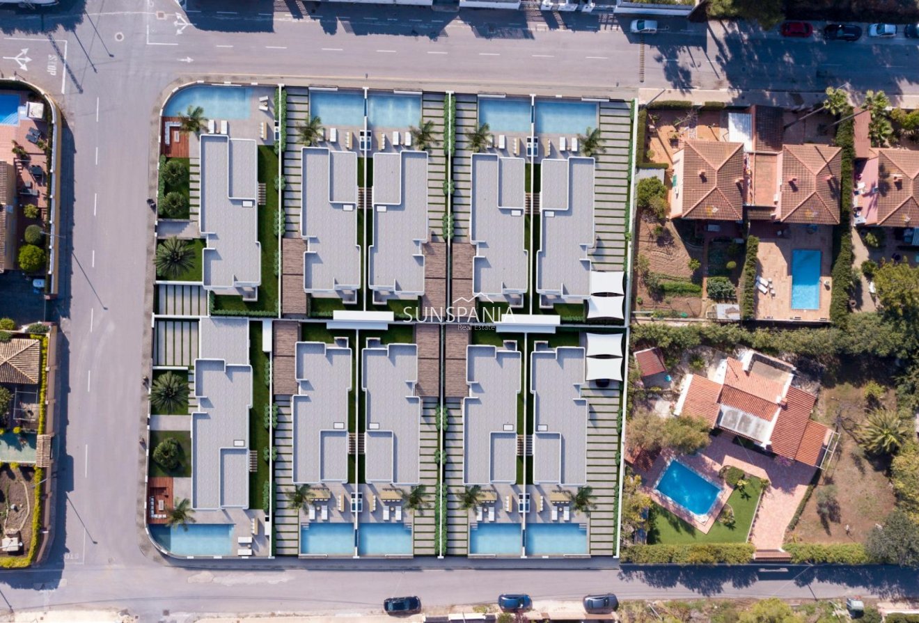 Obra nueva - Chalet -
Alfas del Pí - El Albir