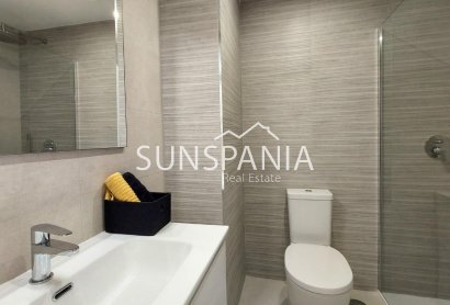 Obra nueva - Piso -
San Miguel de Salinas - Pueblo