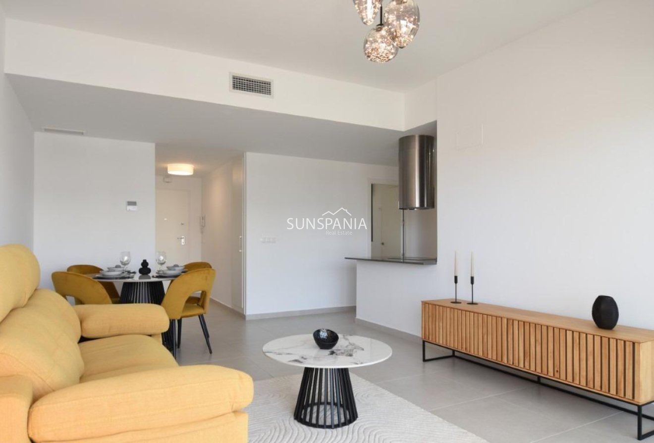 Obra nueva - Ático -
San Miguel de Salinas - Pueblo