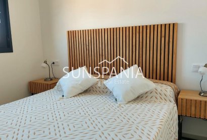 Obra nueva - Ático -
San Miguel de Salinas - Pueblo