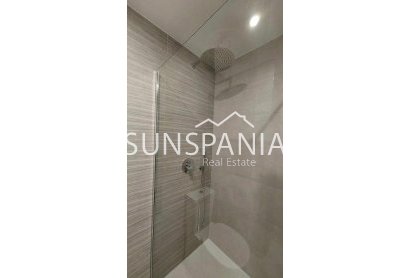 Obra nueva - Piso -
San Miguel de Salinas - Pueblo