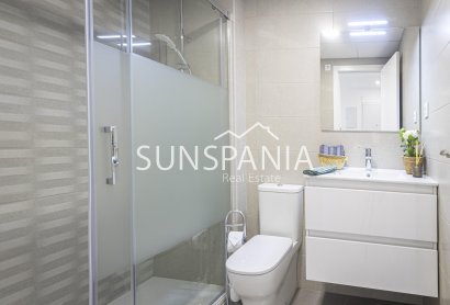 Obra nueva - Piso -
La Manga del Mar Menor - La Manga