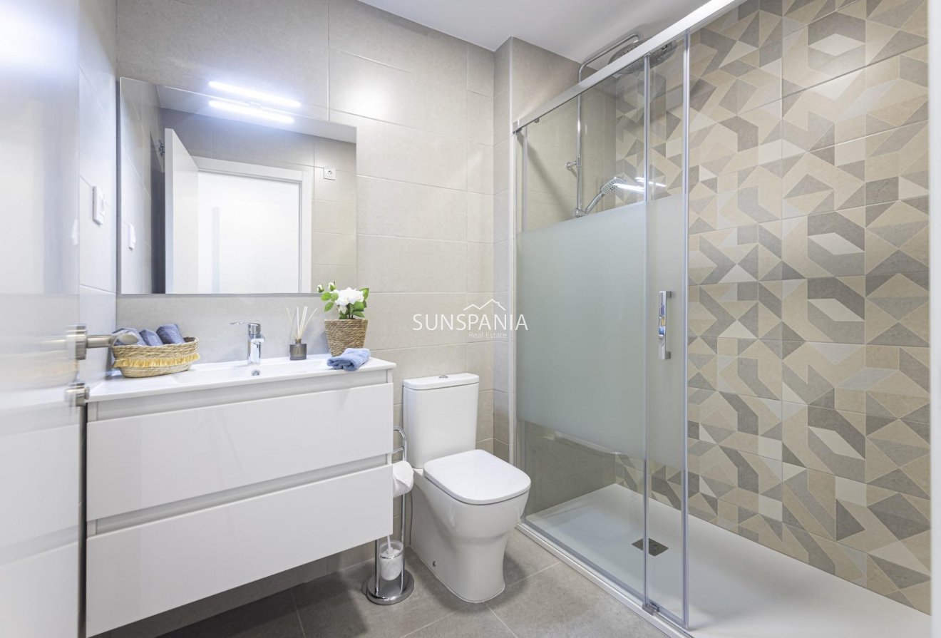 Obra nueva - Piso -
La Manga del Mar Menor - La Manga