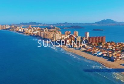 Obra nueva - Piso -
La Manga del Mar Menor - La Manga