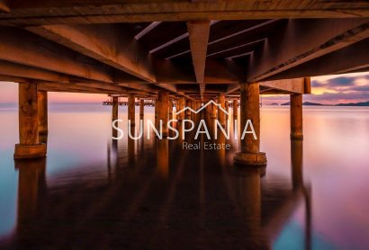 Obra nueva - Piso -
La Manga del Mar Menor - La Manga