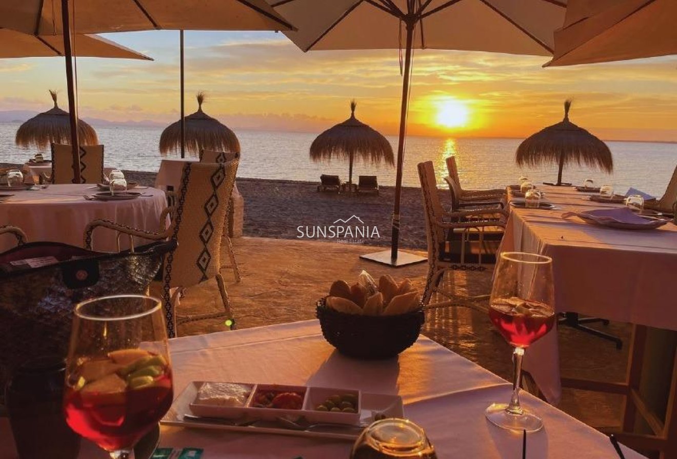 Obra nueva - Piso -
La Manga del Mar Menor - La Manga