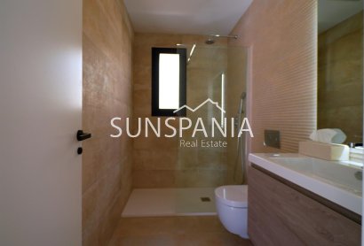 Obra nueva - Chalet -
Orihuela Costa - Los Altos