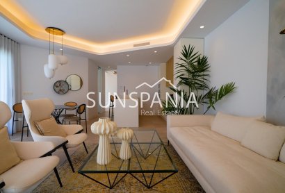 Obra nueva - Chalet -
Orihuela Costa - Los Altos