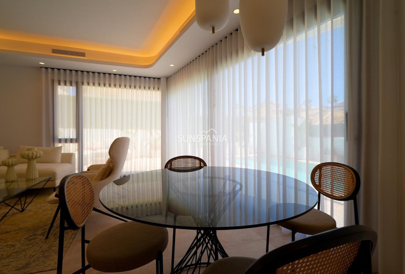 Obra nueva - Chalet -
Orihuela Costa - Los Altos