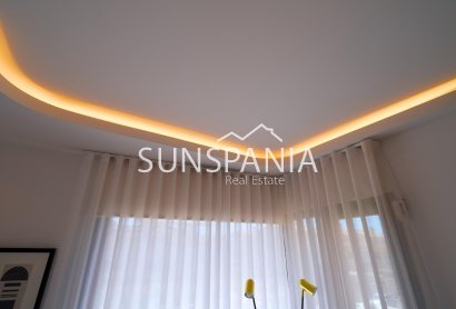 Obra nueva - Chalet -
Orihuela Costa - Los Altos