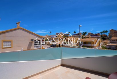 Obra nueva - Chalet -
Orihuela Costa - Los Altos