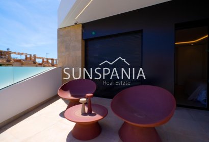 Obra nueva - Chalet -
Orihuela Costa - Los Altos