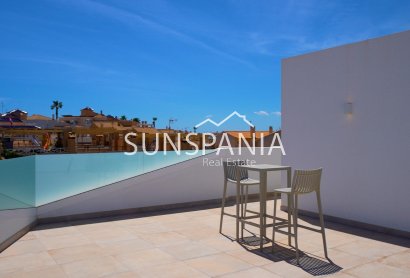 Obra nueva - Chalet -
Orihuela Costa - Los Altos