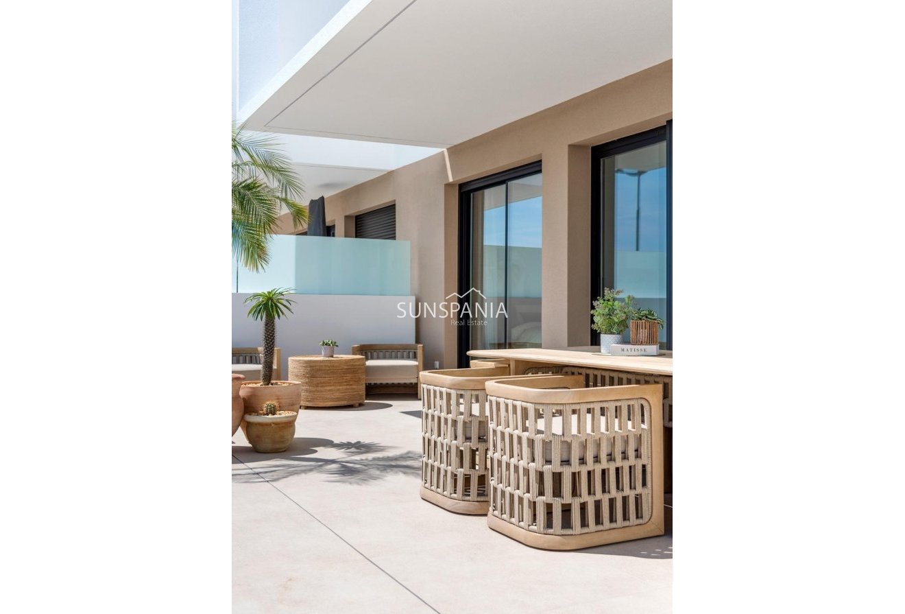 Obra nueva - Chalet -
Dolores - Sector 3