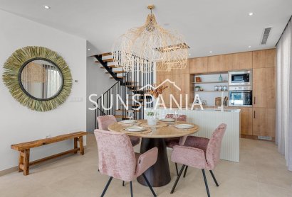 Obra nueva - Chalet -
Dolores - Sector 3