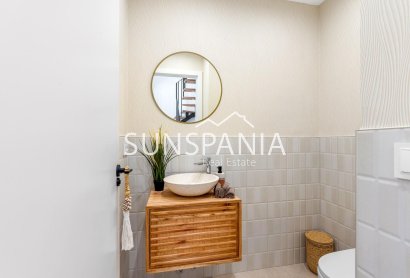 Obra nueva - Chalet -
Dolores - Sector 3